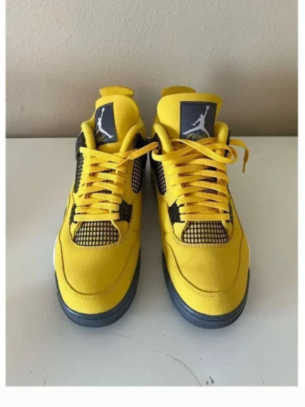 Air Jordan 4 lightning yellow